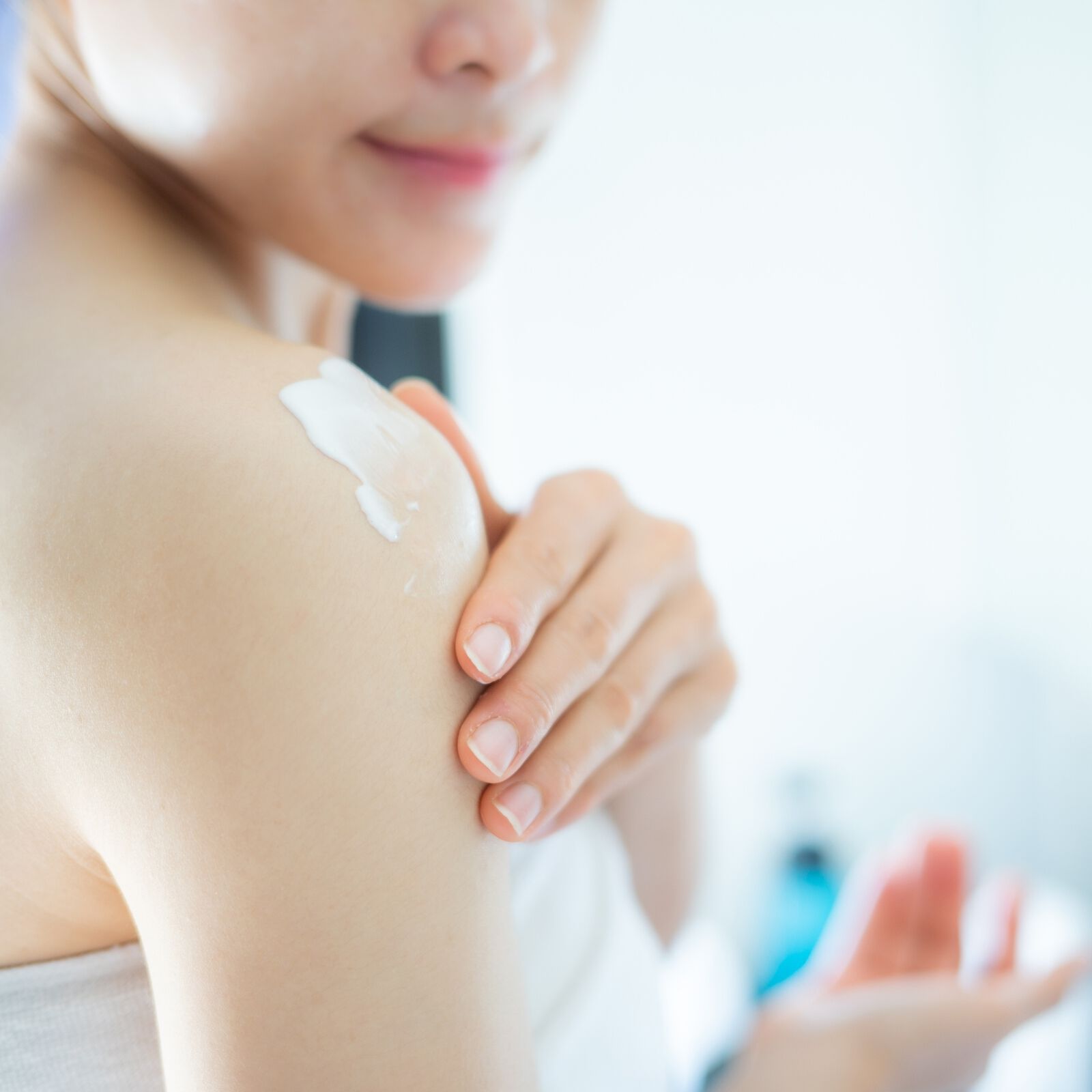 Which body moisturizer should be applied for your sensitive skin?